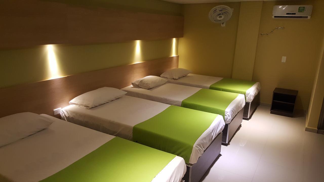 Hotel 56 Avenue Plaza Баранкила Екстериор снимка