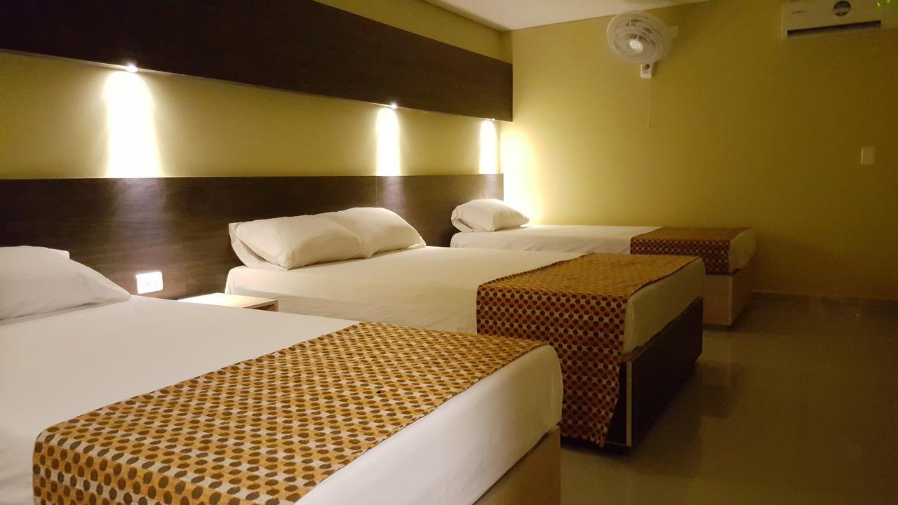 Hotel 56 Avenue Plaza Баранкила Екстериор снимка